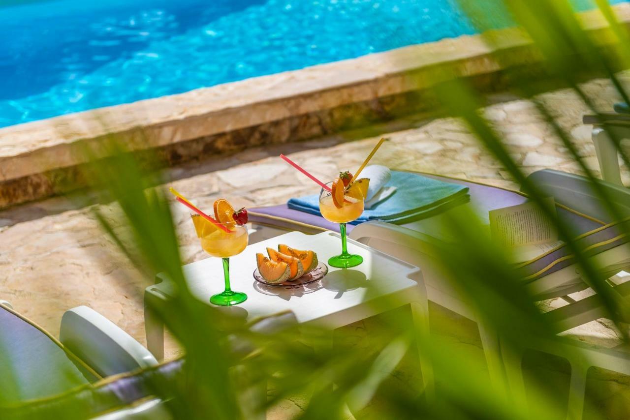 Villa Nela Petrcane Ngoại thất bức ảnh