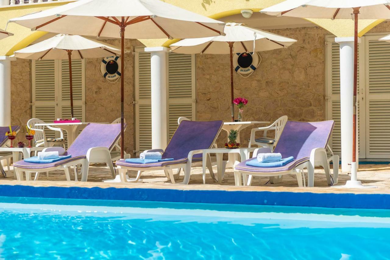 Villa Nela Petrcane Ngoại thất bức ảnh