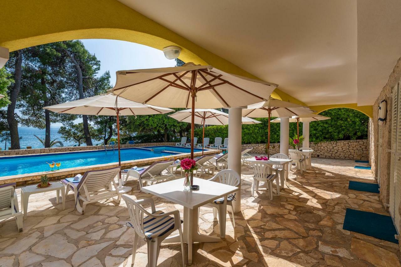 Villa Nela Petrcane Ngoại thất bức ảnh