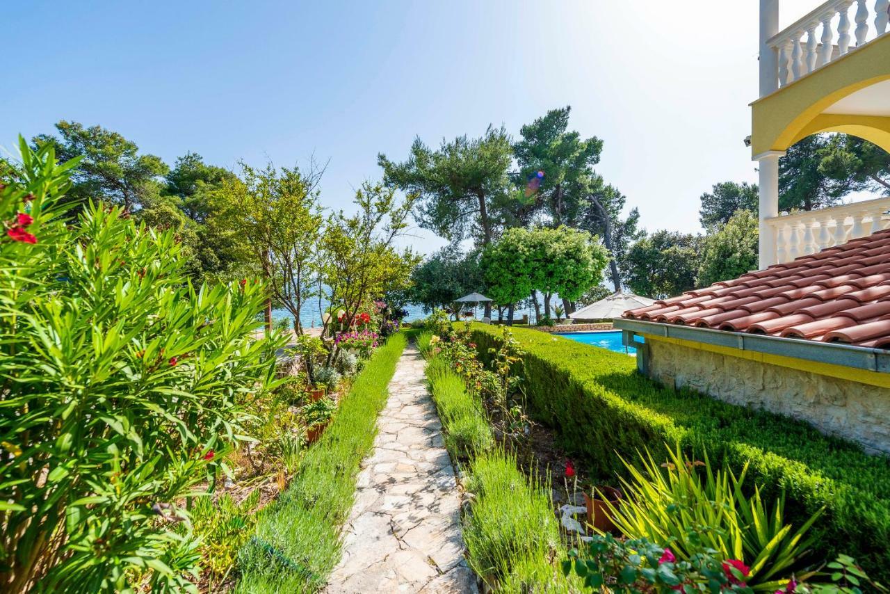 Villa Nela Petrcane Ngoại thất bức ảnh