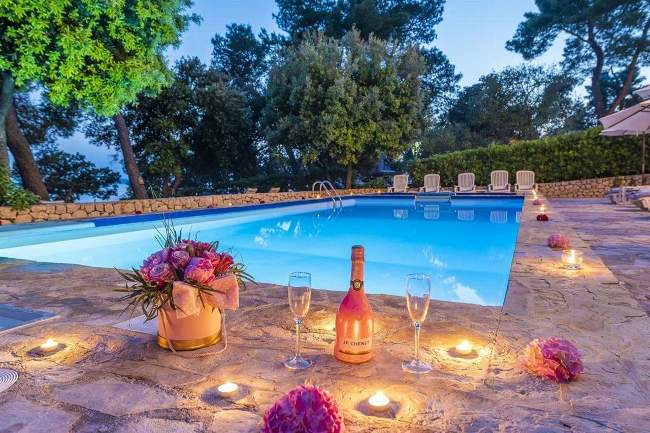 Villa Nela Petrcane Ngoại thất bức ảnh